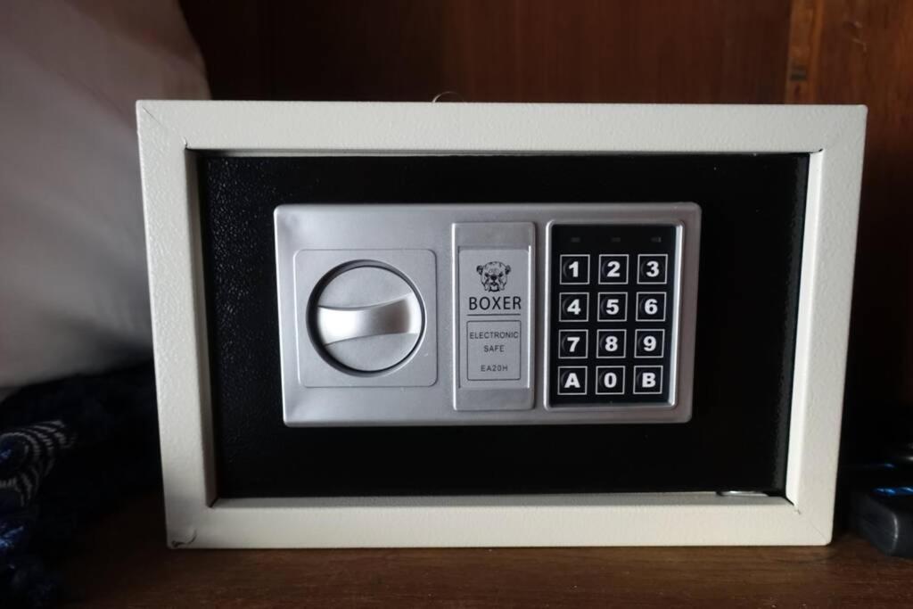 Raimondo'S Apartment ألبا المظهر الخارجي الصورة